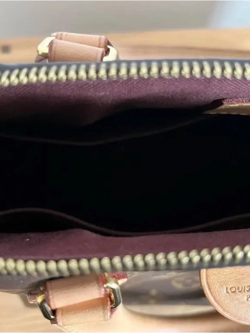 Louis Vuitton Rivoli
Monogram Satchel 
Handbag MB4779 - Picture 5 of 13